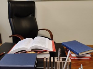 Falsedad documental meramente formal: intranscendencia penal
