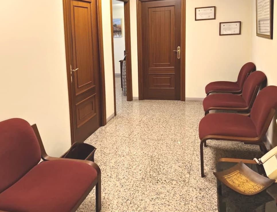 Letrados de López González Abogados en su despacho de Ourense